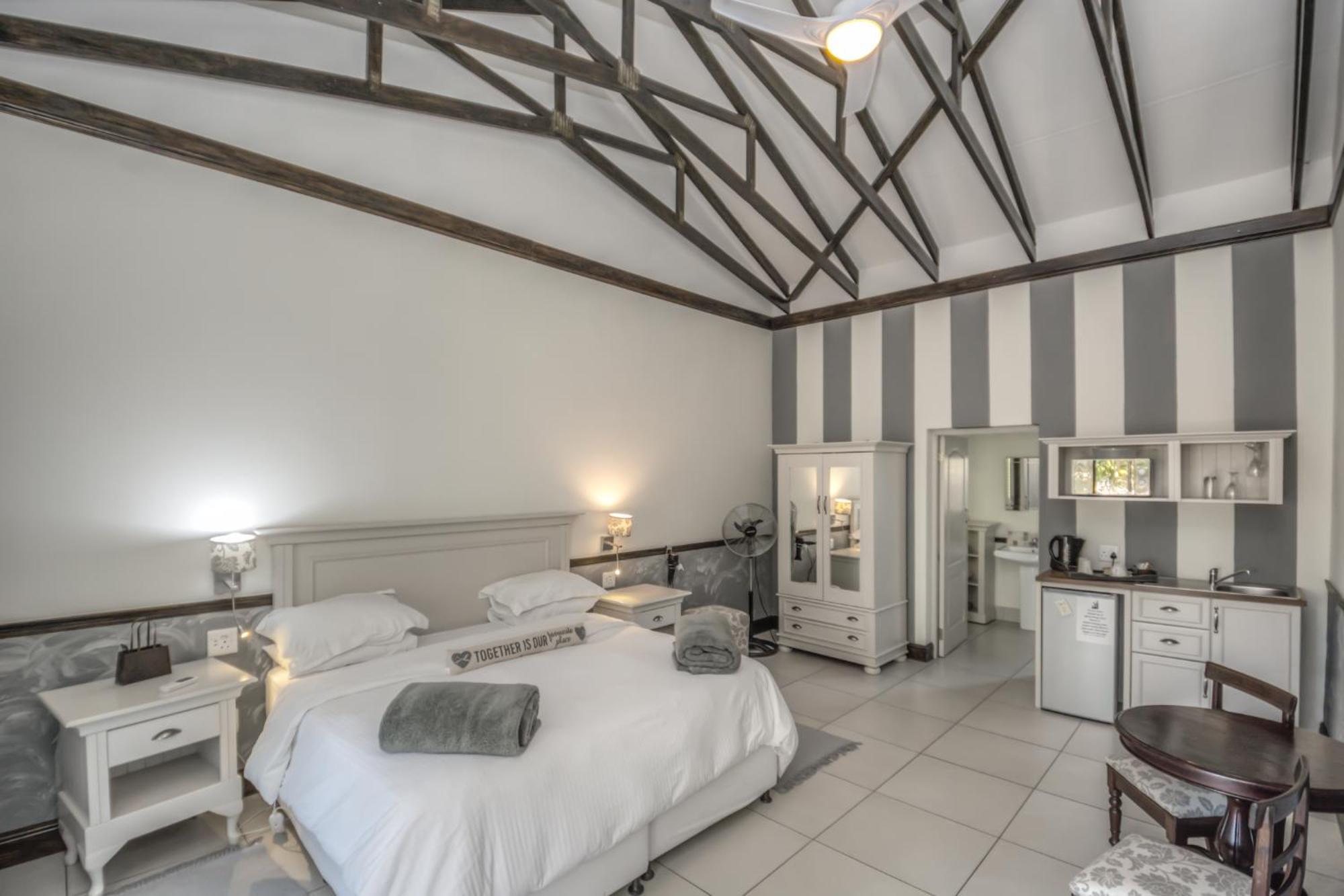 Onse Khaya And Conferencing Guest house 3*