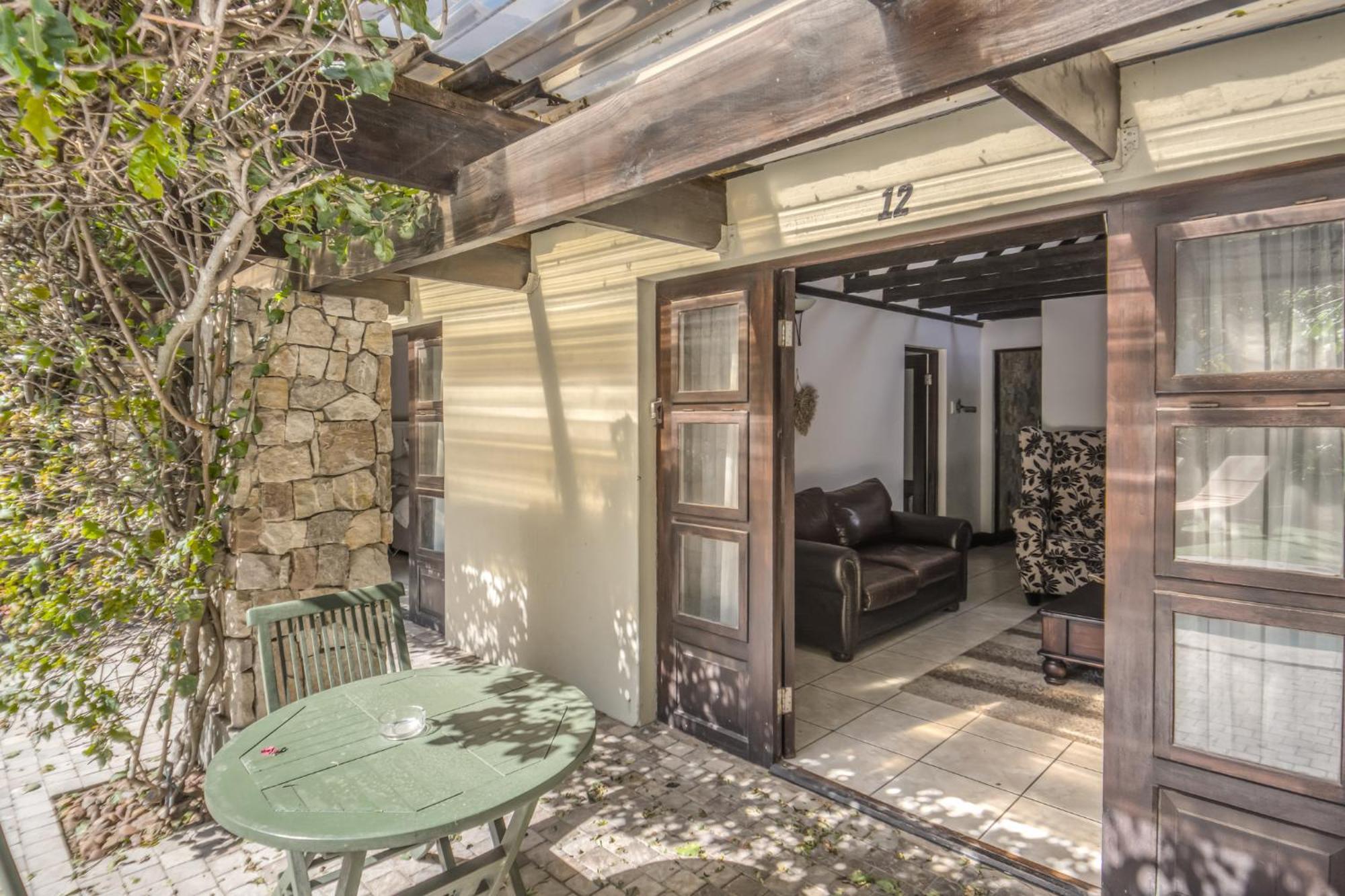 Onse Khaya And Conferencing Guest house